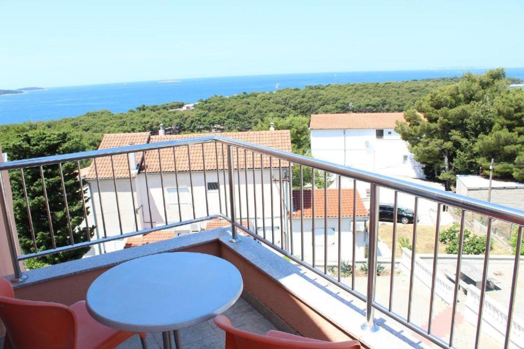 Apartment Visum Primošten Dış mekan fotoğraf